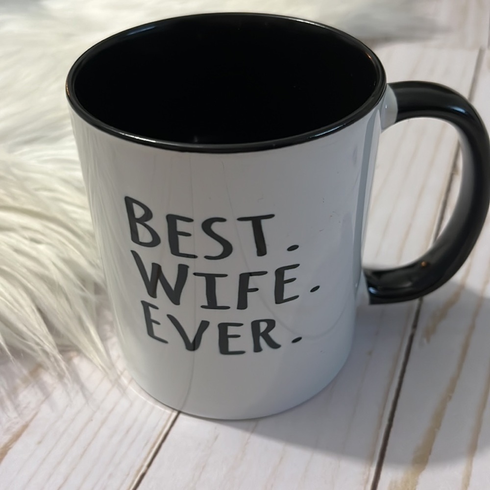 Best Wife Ever Mug - Picture 3 of 6